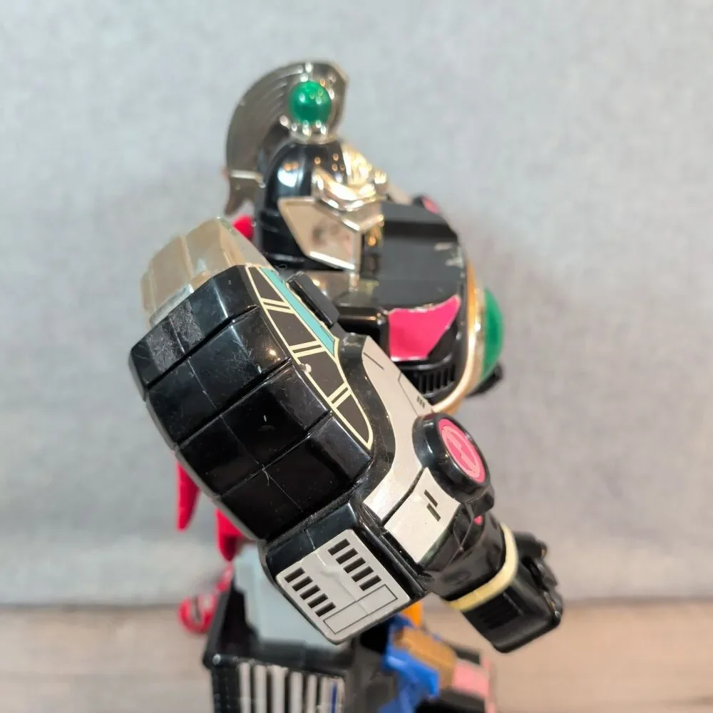 1994 Mighty Morphin Power Rangers Deluxe Thunder Megazord W/ Controller & Sword
